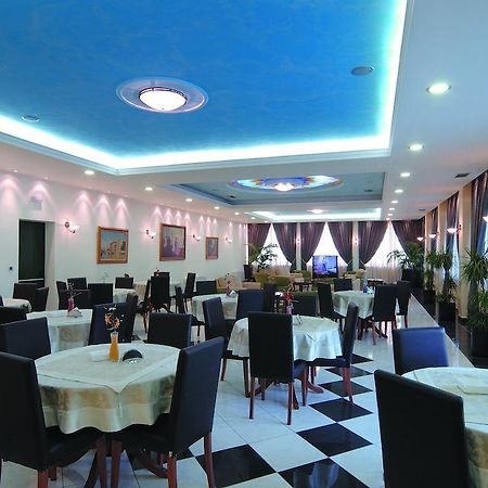Hotel Platon Athens Exterior photo